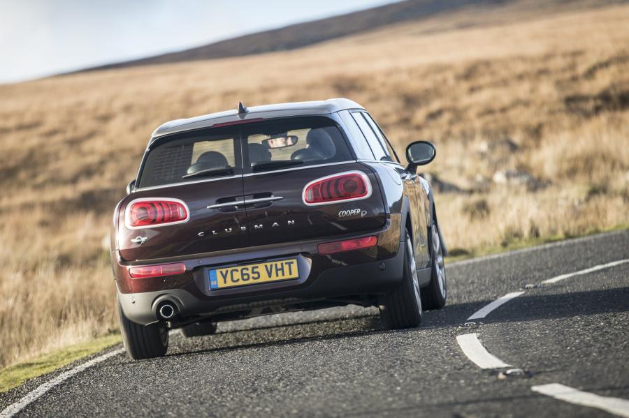  Mini Cooper D Clubman 2015 года  (UK) (фото 25 из 127)